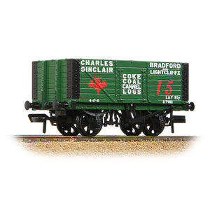 7 Plank Fixed End Wagon 'Charles Sinclair' Green