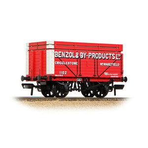 7 Plank Wagon with Coke Rails 'Benzol & By-Products Ltd' Red - Bachmann -37-177A - Scale OO