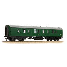 Load image into Gallery viewer, BR Mk1 BG Brake Gangwayed BR (SR) Green
