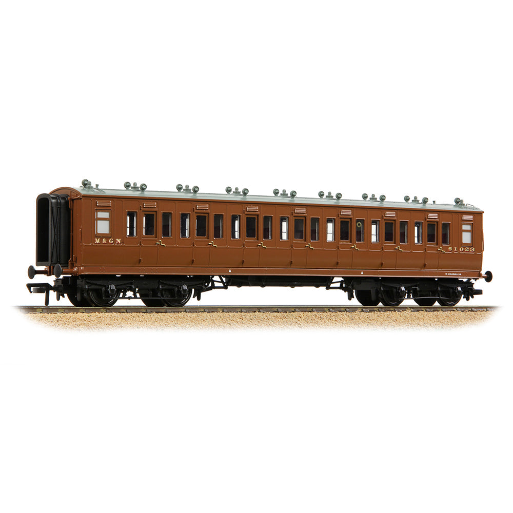 LNWR 50ft Arc Roof Third Corridor M&GN Brown