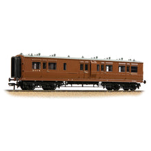 Load image into Gallery viewer, LNWR 50ft Arc Roof Brake Third Corridor M&amp;GN Brown - Bachmann -39-881 - Scale OO
