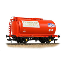 Load image into Gallery viewer, BR 45T TTA Tank Wagon &#39;Charrington Hargreaves/Mobil&#39; Red - Bachmann -37-592 - Scale OO
