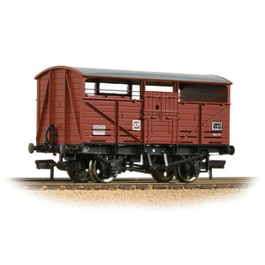 8T Cattle Wagon BR Bauxite (Late) - Bachmann -37-712D