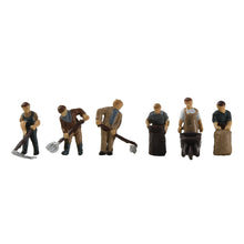 Load image into Gallery viewer, 1940s/&#39;50s Arable Farming Figures - Bachmann -379-324
