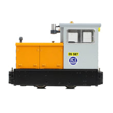 Load image into Gallery viewer, Baguley-Drewry 70hp Diesel ICI Orange &amp; Grey - Bachmann -392-028 - Scale 1:76
