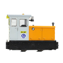 Load image into Gallery viewer, Baguley-Drewry 70hp Diesel ICI Orange &amp; Grey - Bachmann -392-028 - Scale 1:76
