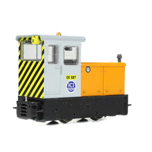 Load image into Gallery viewer, Baguley-Drewry 70hp Diesel ICI Orange &amp; Grey - Bachmann -392-028 - Scale 1:76
