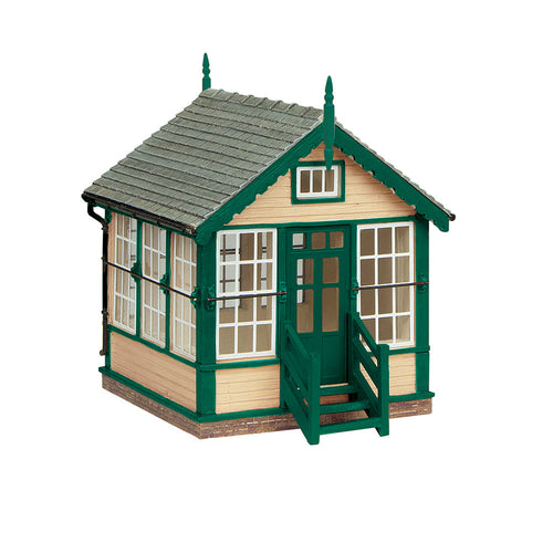 Platform Mounted Signal Box Green