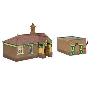 Bluebell Waiting Room and Toilet Green and Cream - Bachmann -44-090G