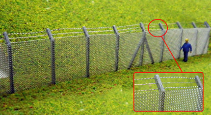 OOF8 CHAINLINK FENCING WITH BARBED WIRE TOP