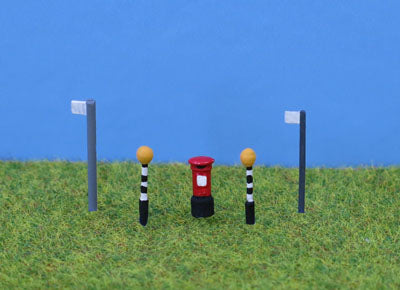 PD MARSH N GAUGE PAINTED BUS STOPS ETC