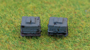 N GAUGE STACK OF SACKS ON PALLETS