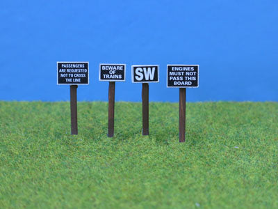 PD MARSH OO GAUGE PAINTED TRACKSIDE SIGNS