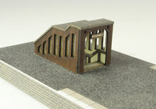 Load image into Gallery viewer, Platform Underpass - N Gauge - PN816 by Metcalfe
