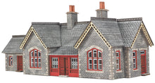 Load image into Gallery viewer, PN933 N Scale Settle/Carlisle Railway Station
