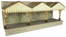 Load image into Gallery viewer, PO341 00/H0 Scale Wall Backed Platform Canopy
