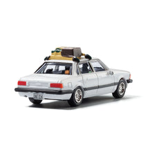 Load image into Gallery viewer, Family Vacation Sedan - Bachmann -WAS5370
