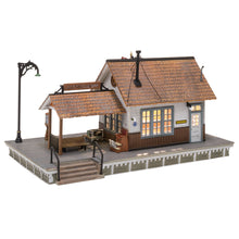 Load image into Gallery viewer, HO The Depot - Bachmann -WBR5052
