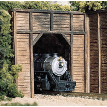 Load image into Gallery viewer, N Timber Single Tunnel Portal (x2) - Bachmann -WC1154
