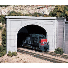 Load image into Gallery viewer, N Concrete Double Tunnel Portal (x2) - Bachmann -WC1156
