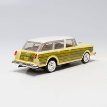 Load image into Gallery viewer, O Station Wagon - Bachmann -WJP5979
