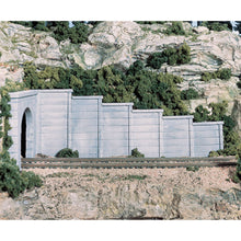 Load image into Gallery viewer, N Concrete Retaining Wall Concrete (x6) - Bachmann -WC1158
