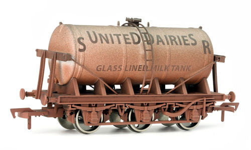 6 Wheel Milk Tank SR United Dairies Weathered