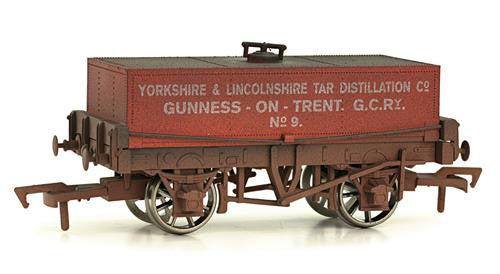 Rectangular Tank Yorkshire & Lincolnshire Tar Weathered