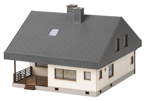 *Bungalow with Cement Panelled Roof Kit IV