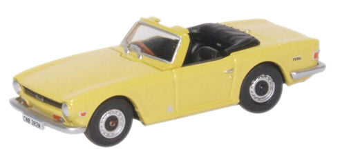 Triumph TR6 Mimosa Yellow   76TR6001   1:76 Scale,OO Gauge