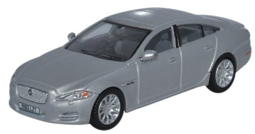 Jaguar XJ Saloon Rhodium Silver   76XJ004   1:76 Scale,OO Gauge